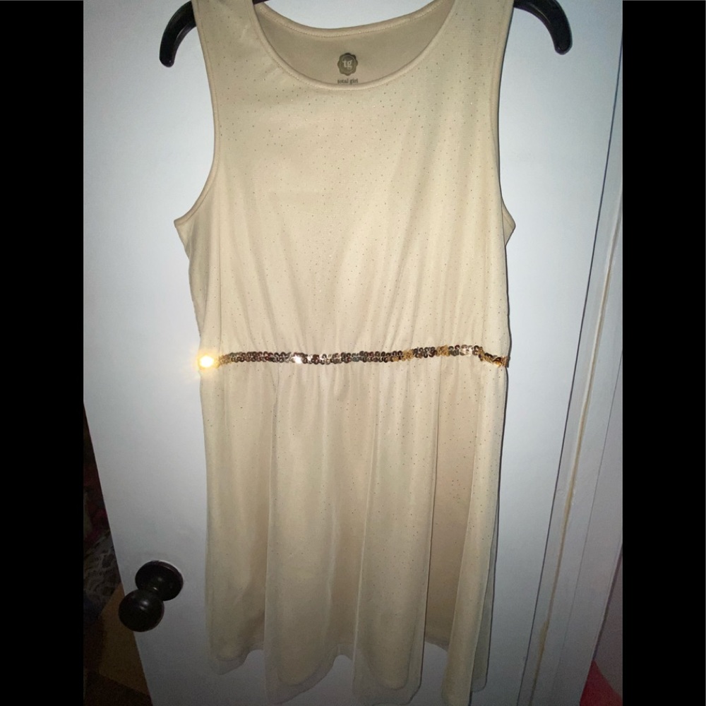 golden dress